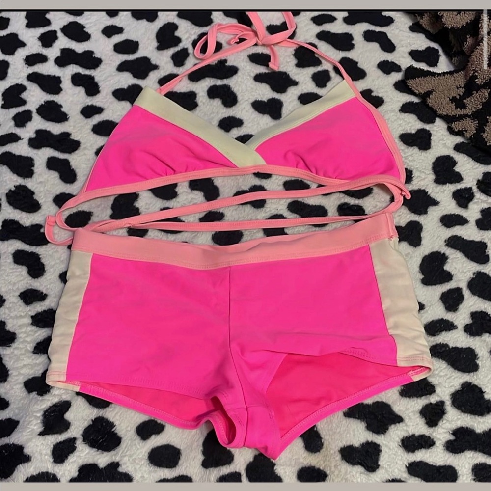 Old navy. Bikini. Girls.